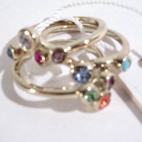 Ann Taylor rainbow Crystal stackable ring  set of 3  NWT $49.50 RAINBOW Sz 7 - Picture 3 of 4